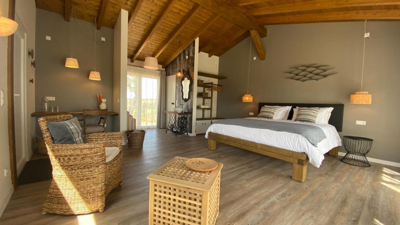 Bed and Breakfast Sussurros Do Monte Aljezur Exterior foto