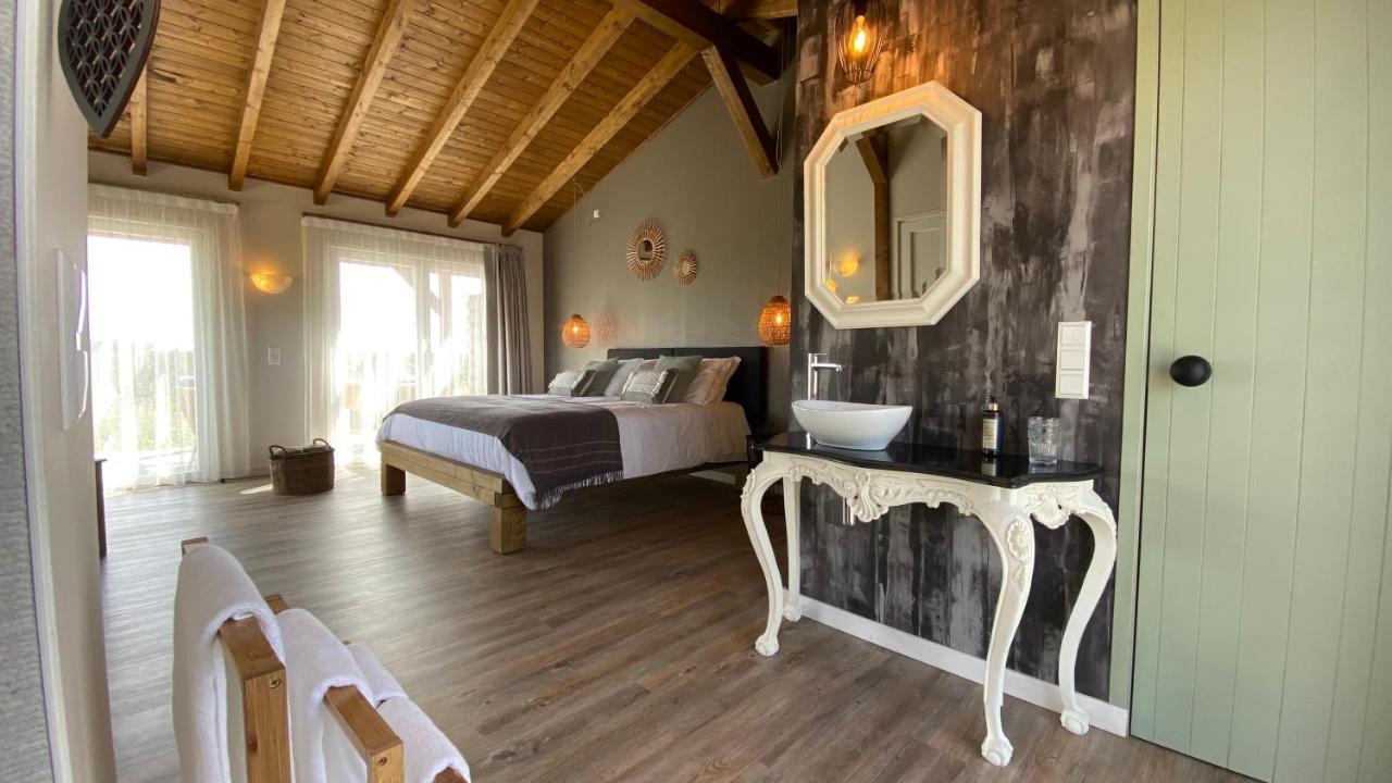 Bed and Breakfast Sussurros Do Monte Aljezur Exterior foto
